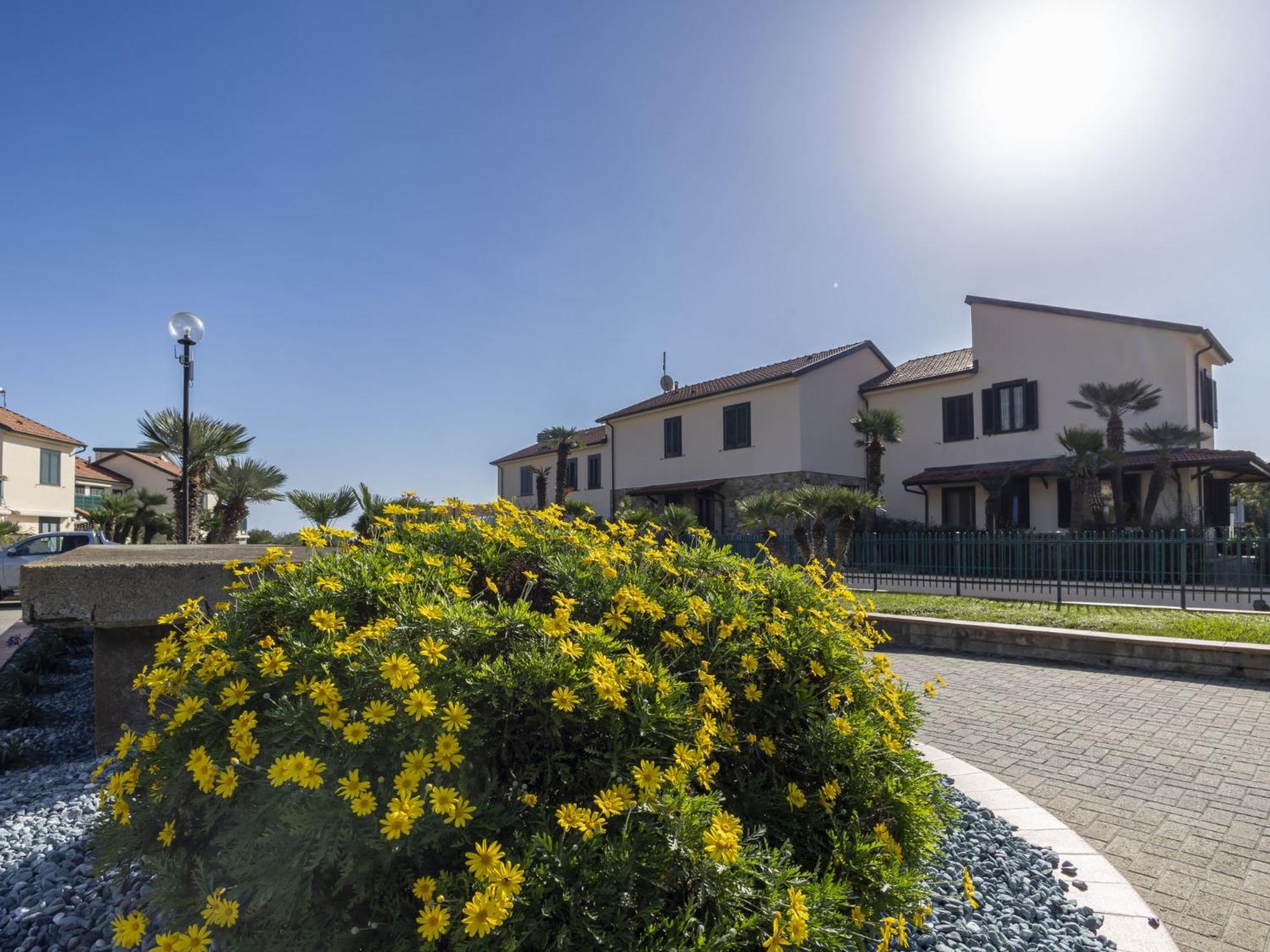 Apartment Le Margherite - Slr261 By Interhome Costarainera 외부 사진